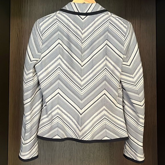 “SOLD” Escada Silk Lined Navy Blazer Single Breasted Multistripe Contrast Trim - Picture 6 of 16